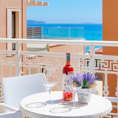 يميناريا Blue View Hotel المظهر الخارجي الصورة