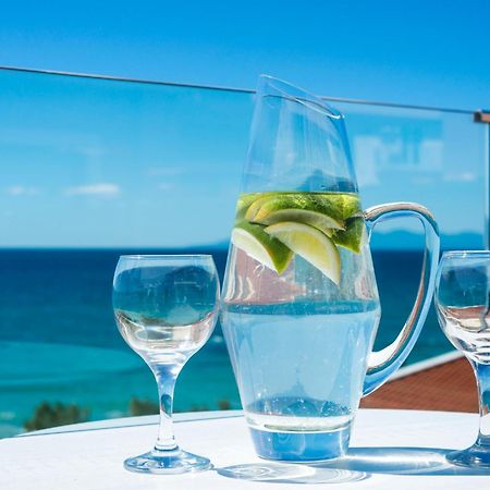 يميناريا Blue View Hotel المظهر الخارجي الصورة