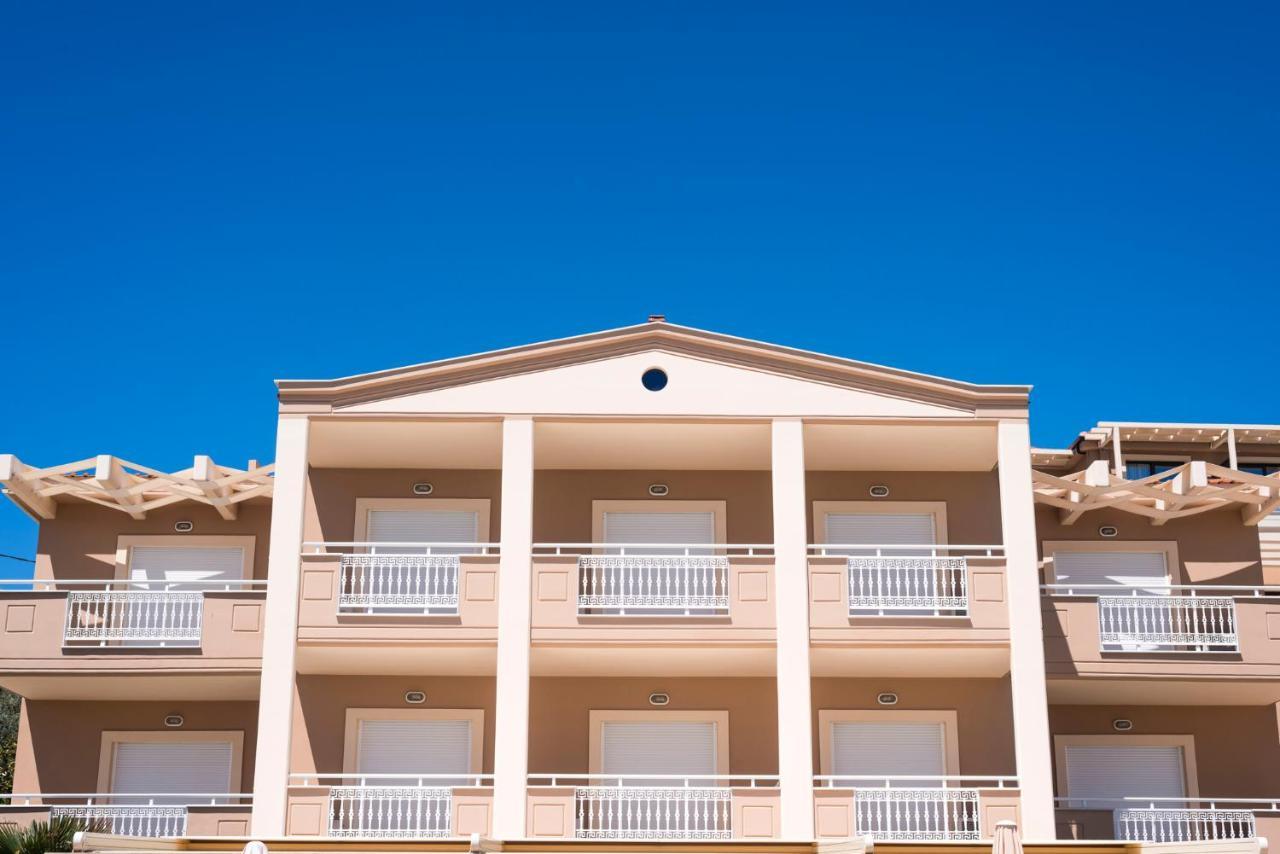 يميناريا Blue View Hotel المظهر الخارجي الصورة