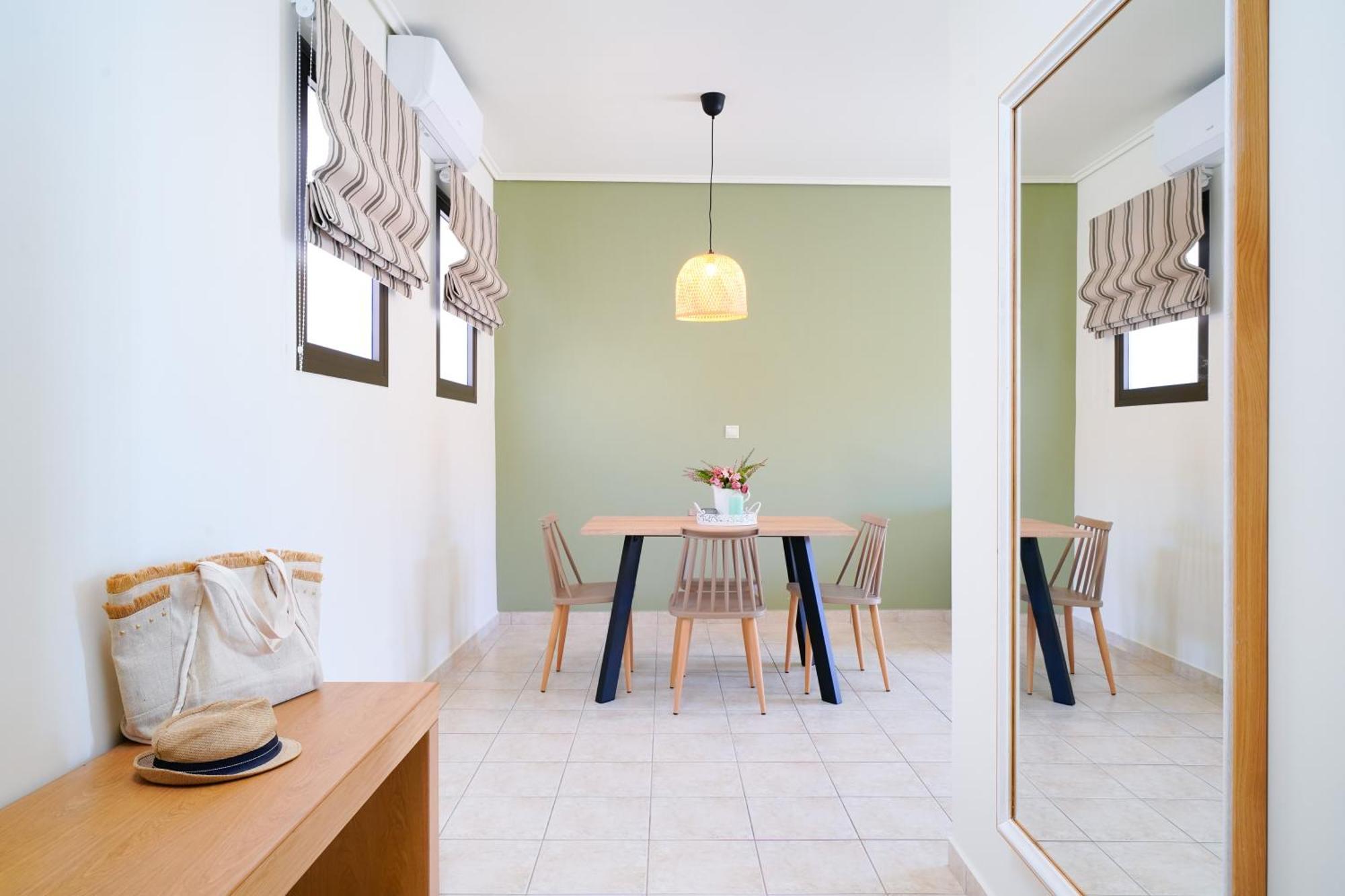 يميناريا Blue View Hotel المظهر الخارجي الصورة