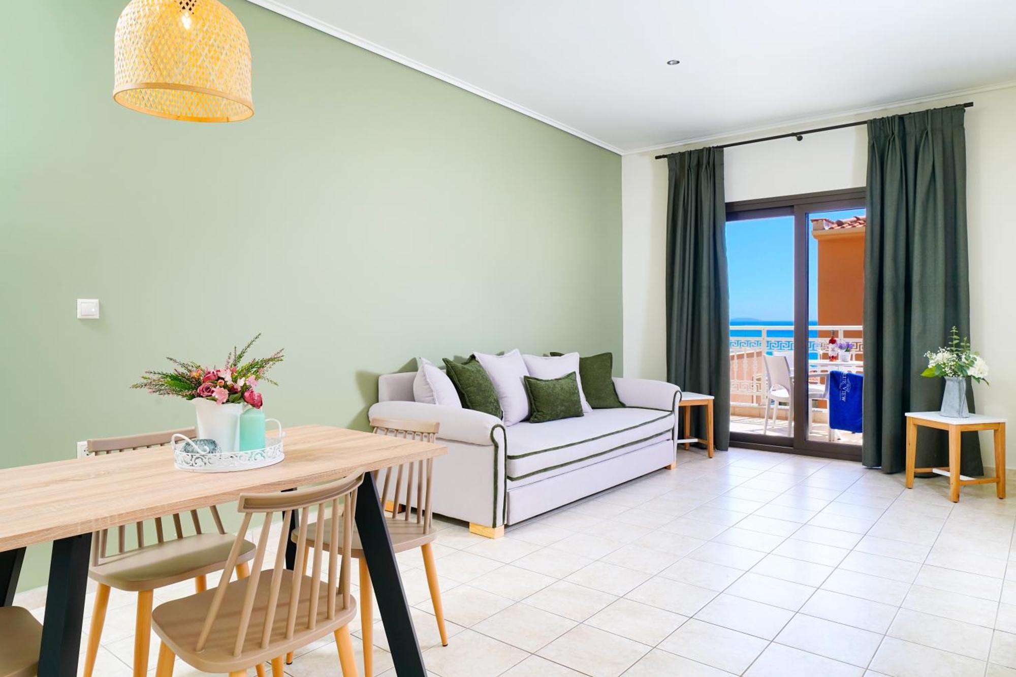 يميناريا Blue View Hotel المظهر الخارجي الصورة