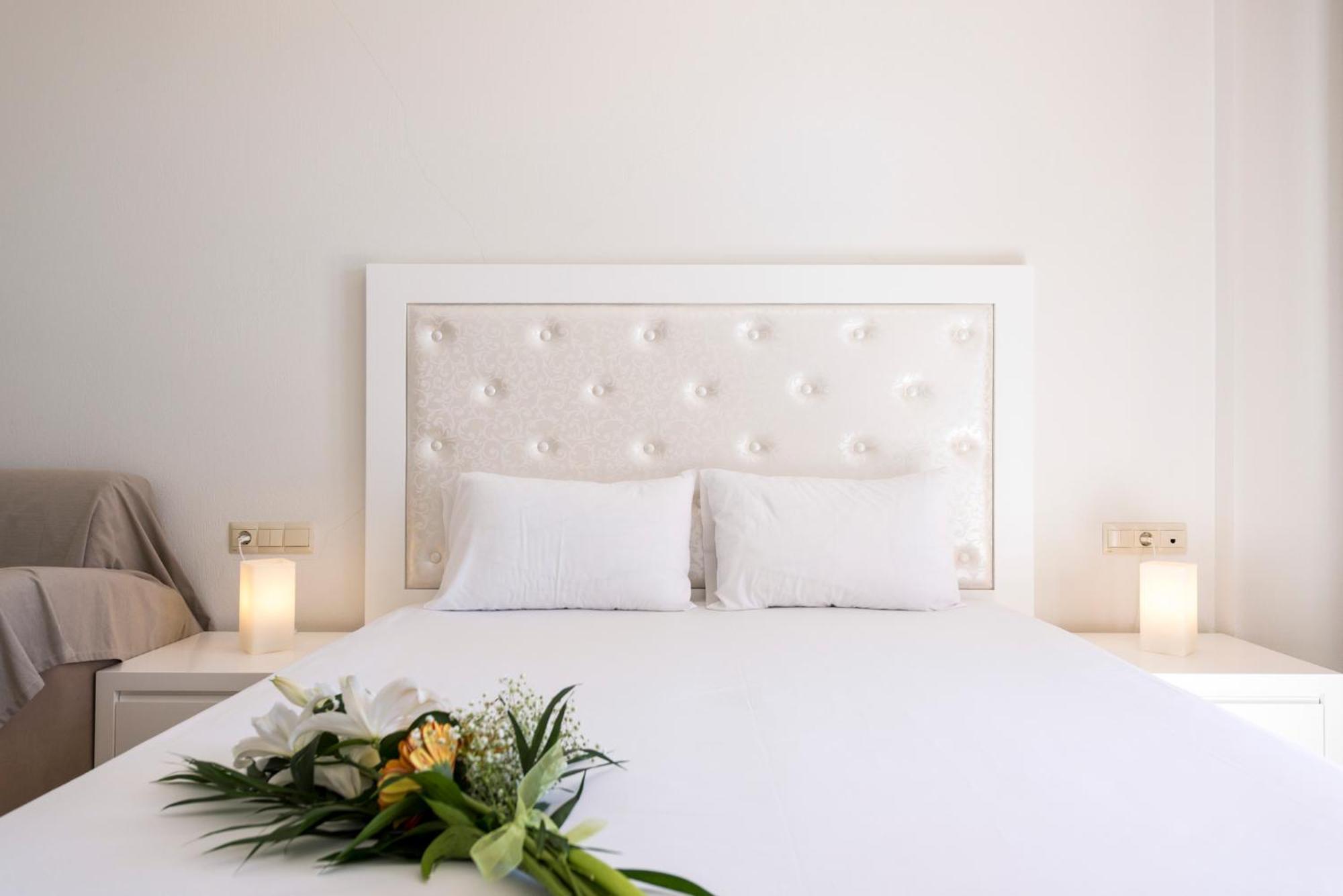 يميناريا Blue View Hotel المظهر الخارجي الصورة