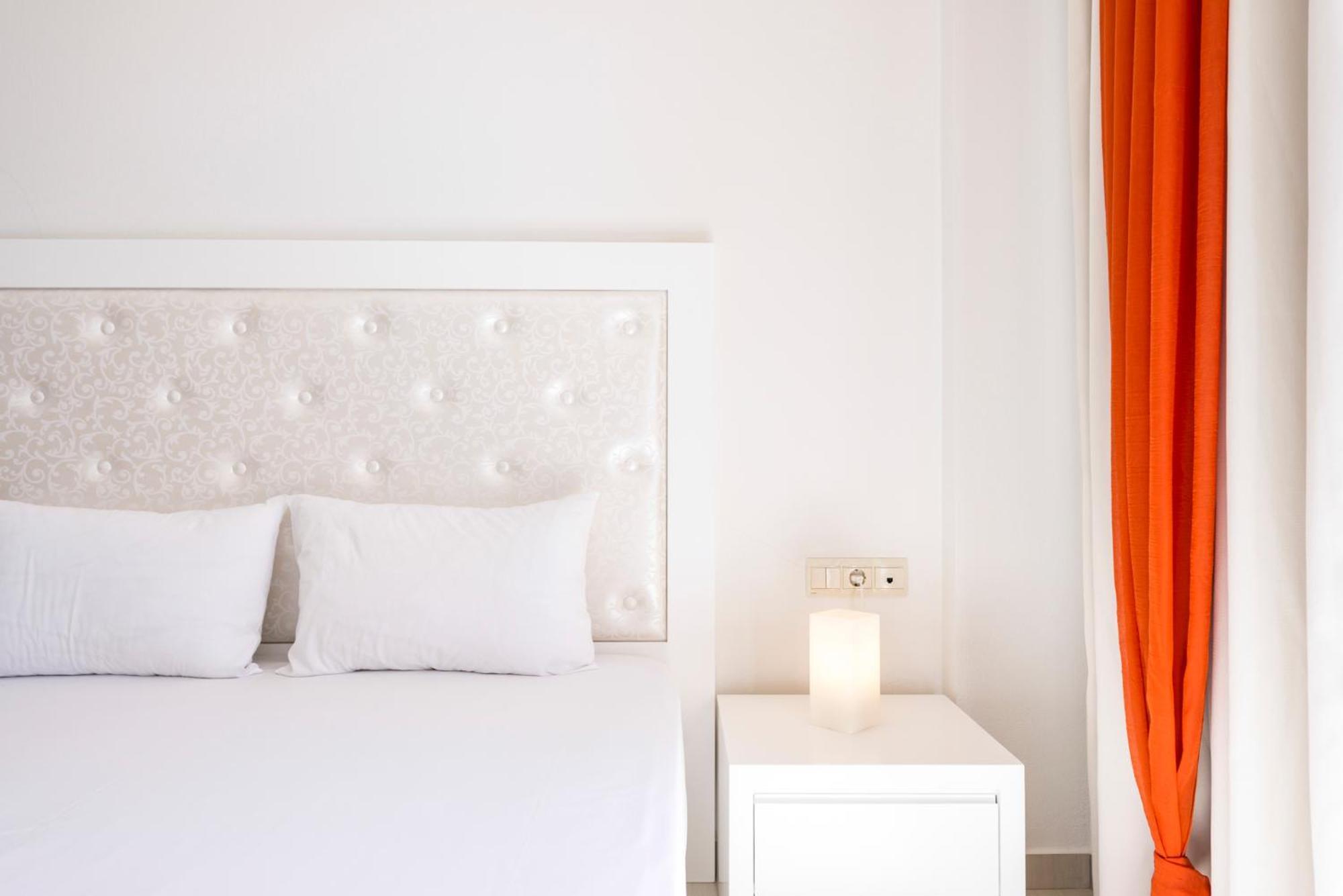 يميناريا Blue View Hotel المظهر الخارجي الصورة