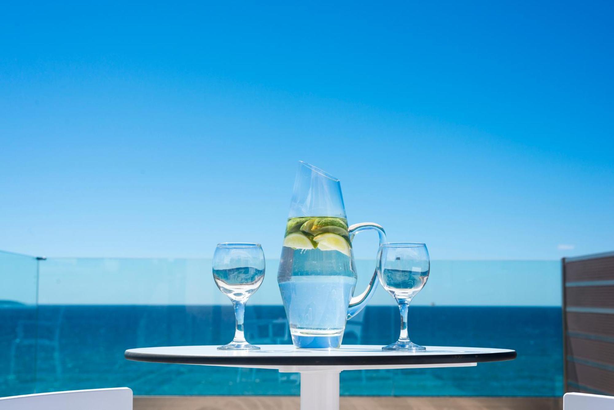 يميناريا Blue View Hotel المظهر الخارجي الصورة