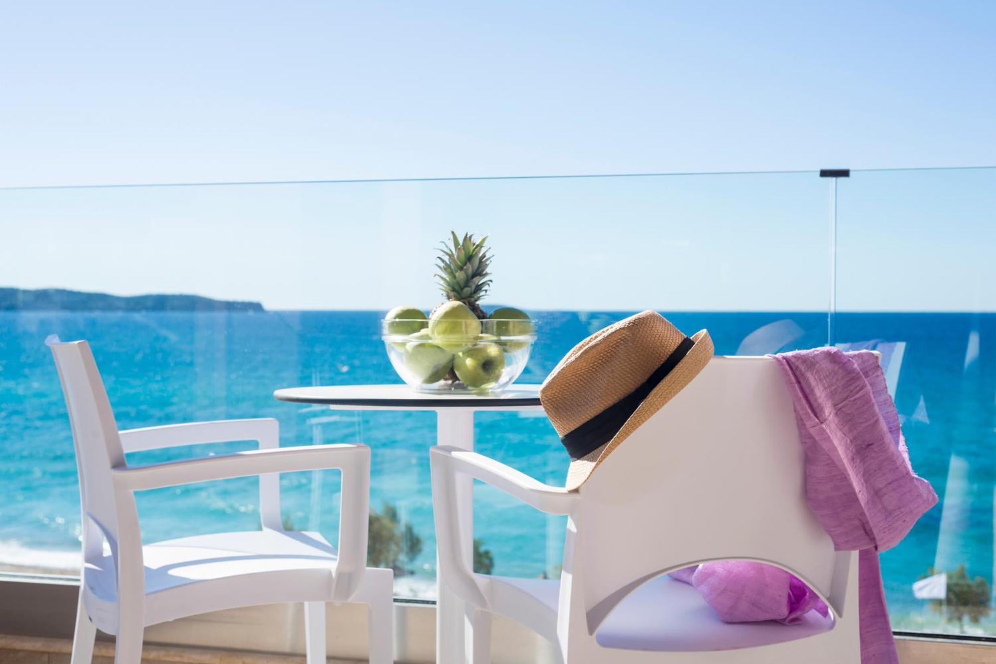 يميناريا Blue View Hotel المظهر الخارجي الصورة