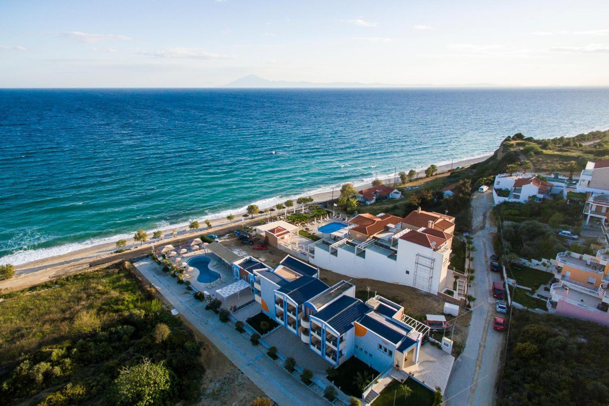 يميناريا Blue View Hotel المظهر الخارجي الصورة