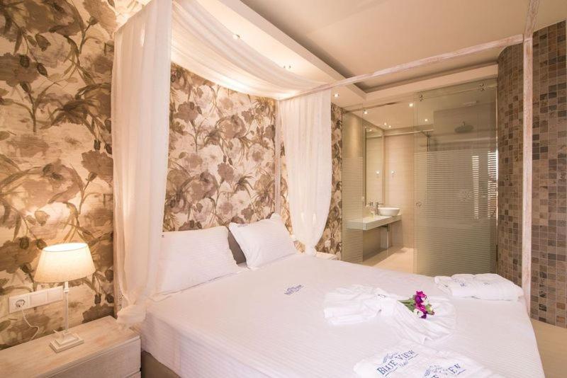 يميناريا Blue View Hotel المظهر الخارجي الصورة